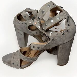 Sam Edelman Sandals Women's 10.5 Gray Suede Studded Gladiator Heels Boho Shoes